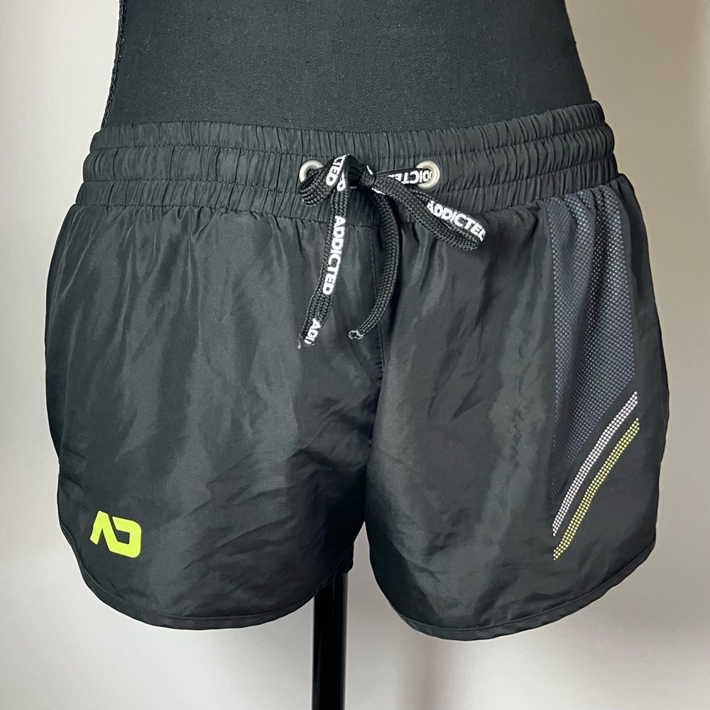 ADDICTED [VGUC] Men’s Fast Dry Rocky Short in Black AD632 SIZE SMALL 30